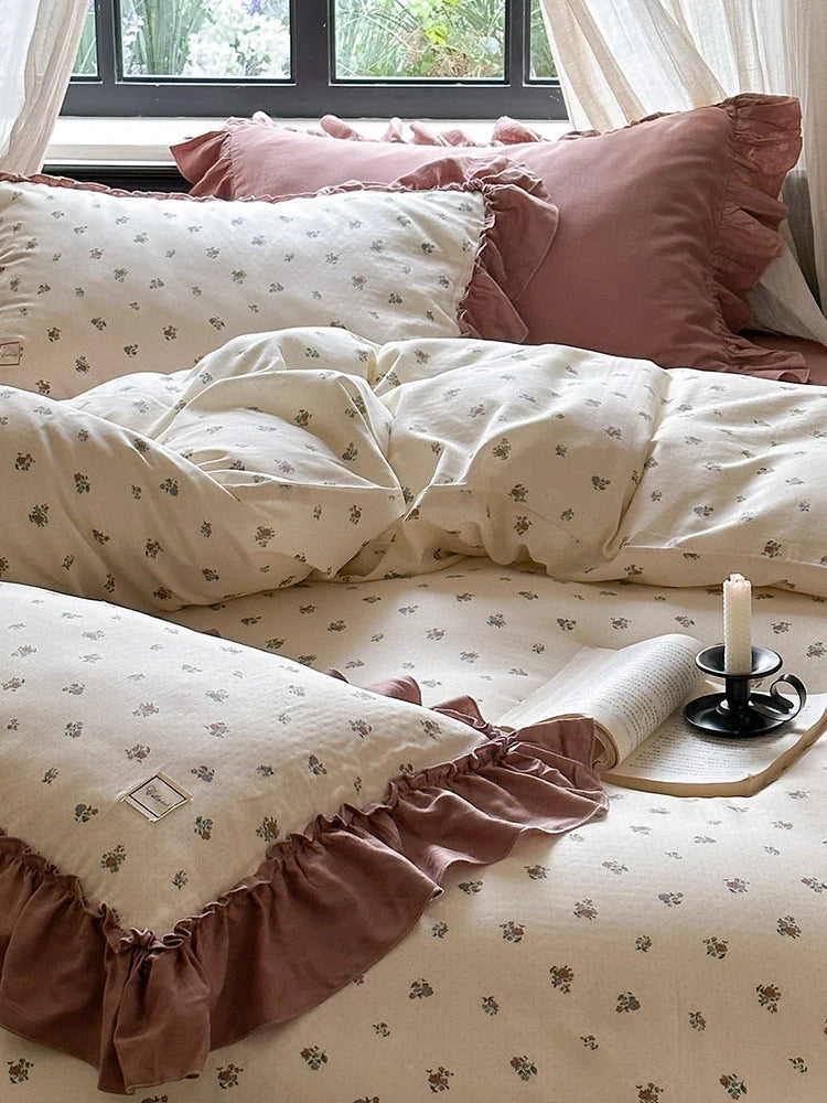 Bedding Set Floral Pattern Ruffled Hem 4-Piece Set