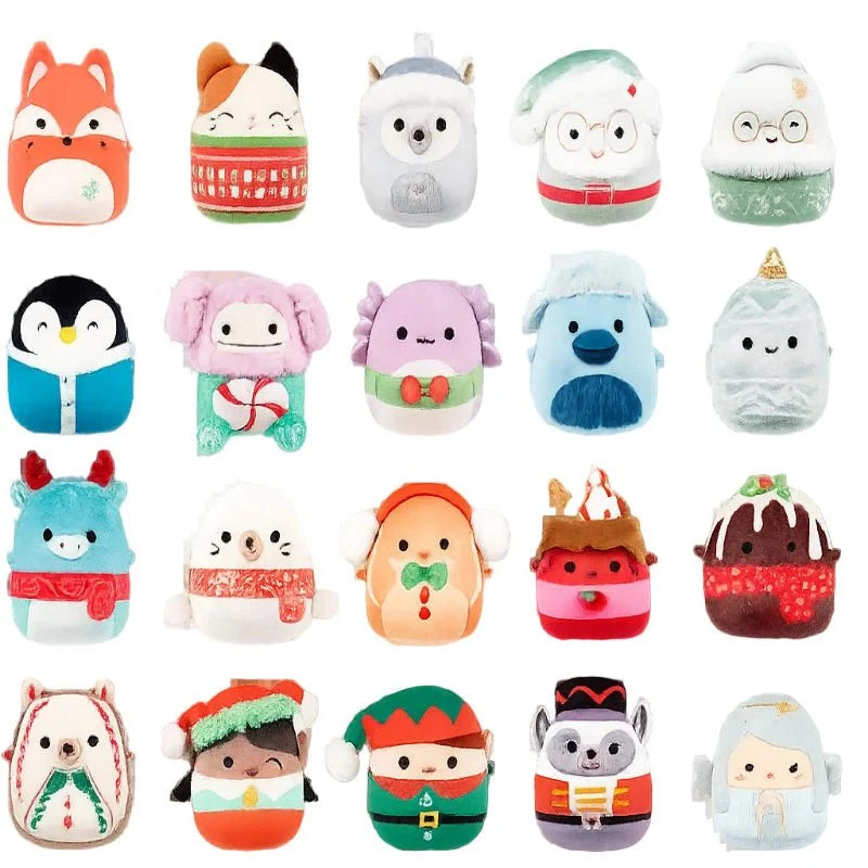Advent Calendar 24 Collectible Mini Figures Christmas Countdown