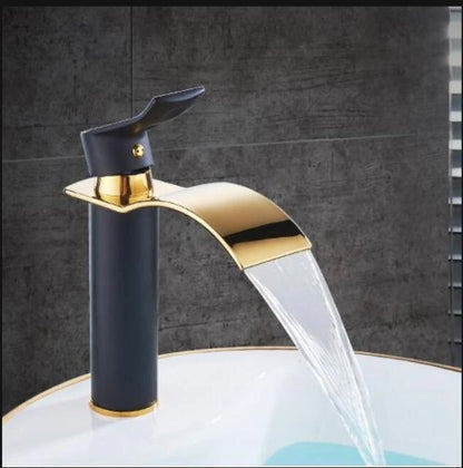 Bathroom Faucet Brass Waterfall Spout Single-Handle