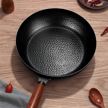 Cast Iron Frying Pan Natural Non-Stick Even Heat 28 cm