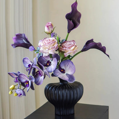 Ceramic Flower Vase Ribbed 6.9 Inch