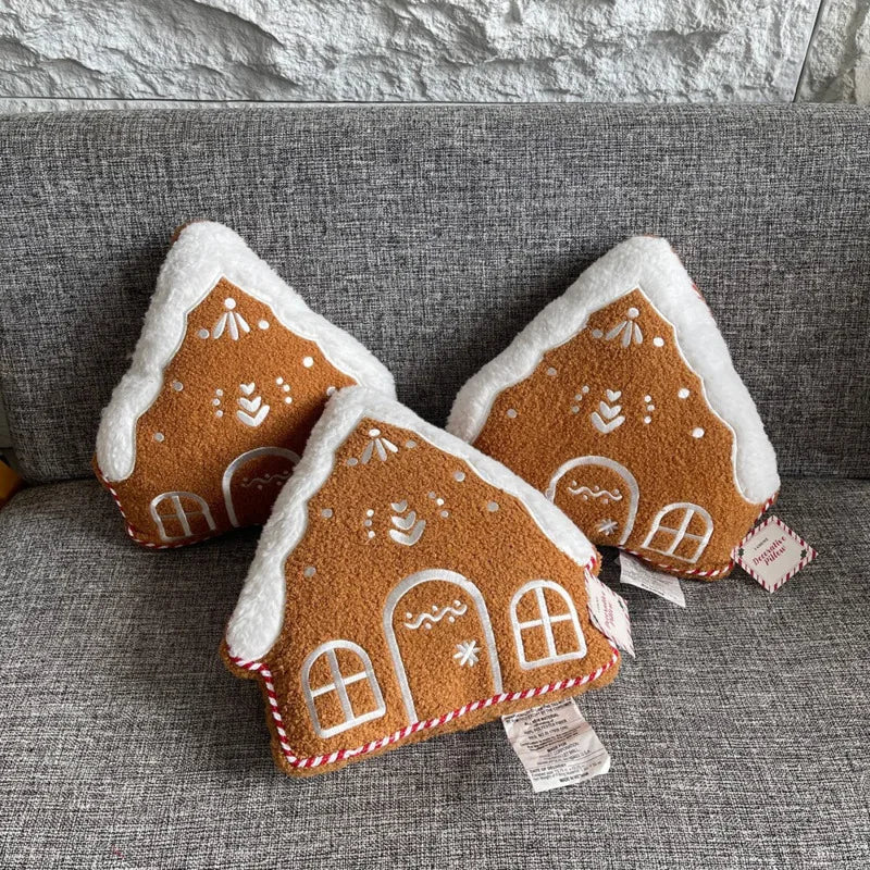 Decorative Cushion House-Shaped Embroidered Fleece