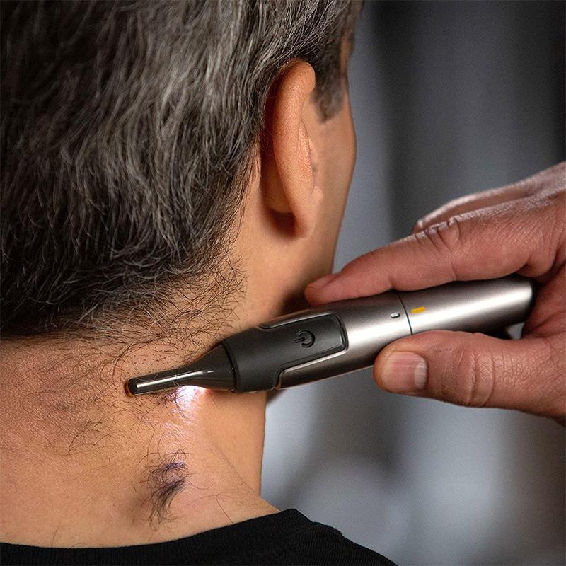 Ear & Nose Trimmer Ultra-Flat Head Titanium-Coated Blades LED