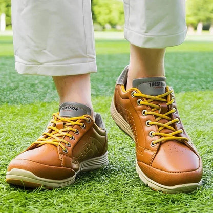 Golf Shoes Waterproof Leather Cushioned Insole Integrated Traction