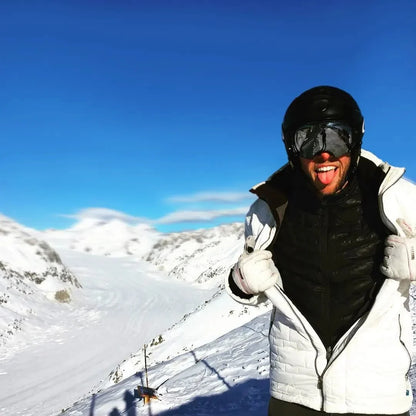 Heated Jacket Carbon Fiber 15 Zones 12-Hour Battery