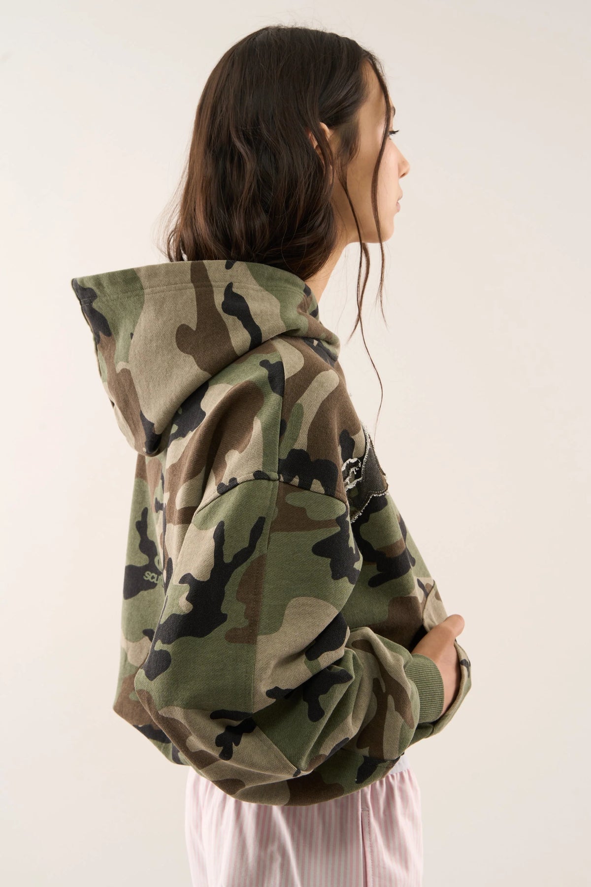Hoodie Brushed Fleece Relaxed Fit Raw-Edge Detail