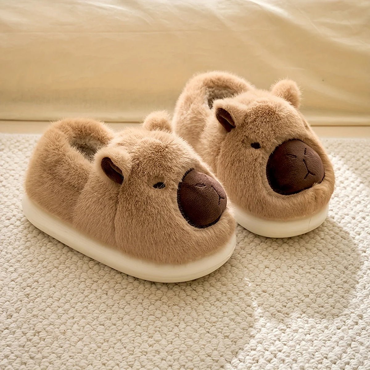 Indoor Slippers Capybara Design Plush Lining & Anti-Slip Sole