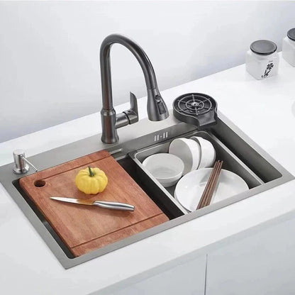 Kitchen Faucet Pull-Out Spray Head 360° Swivel Design