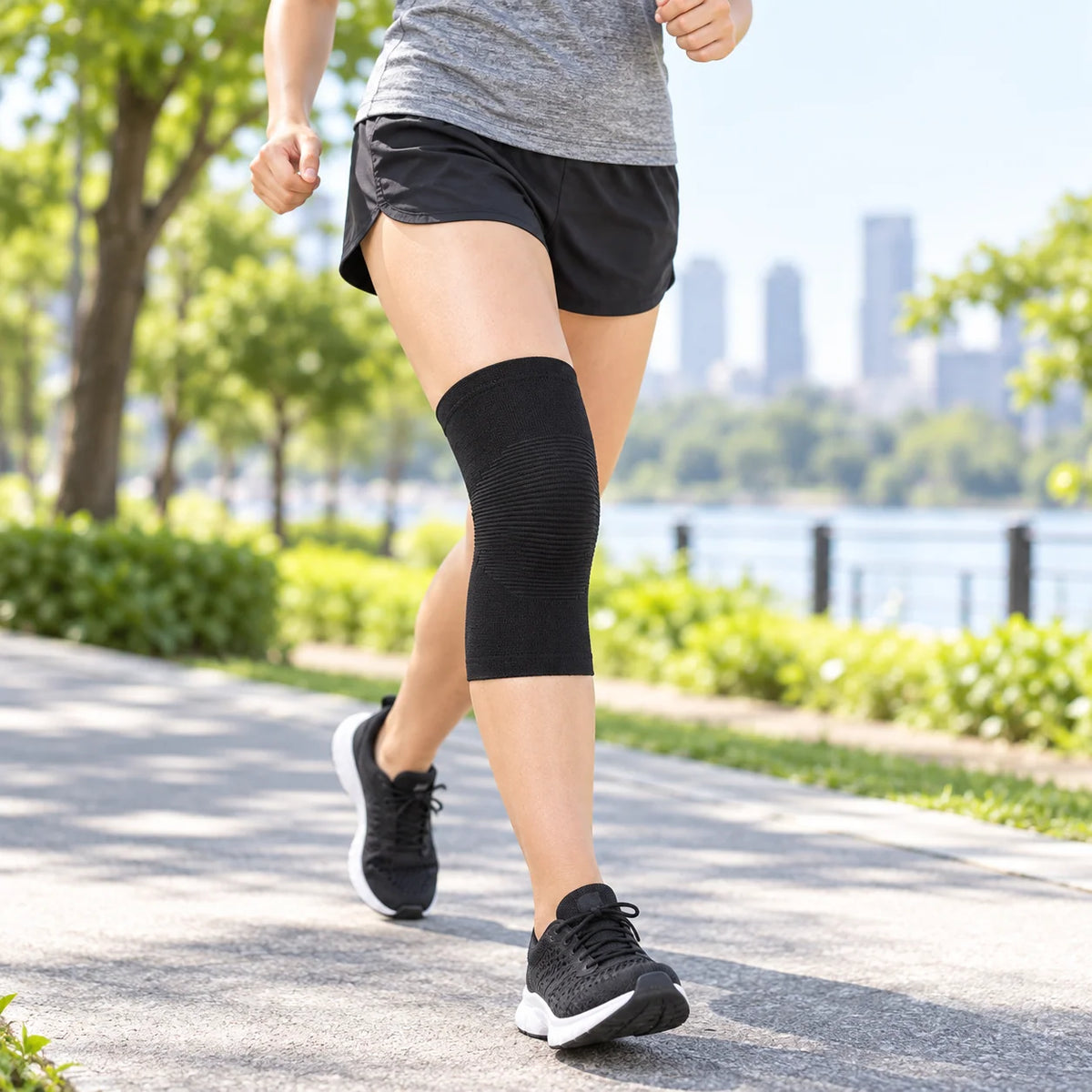 Knee Compression Sleeve Bamboo Fabric Breathable Moisture-Wicking Flexible Support