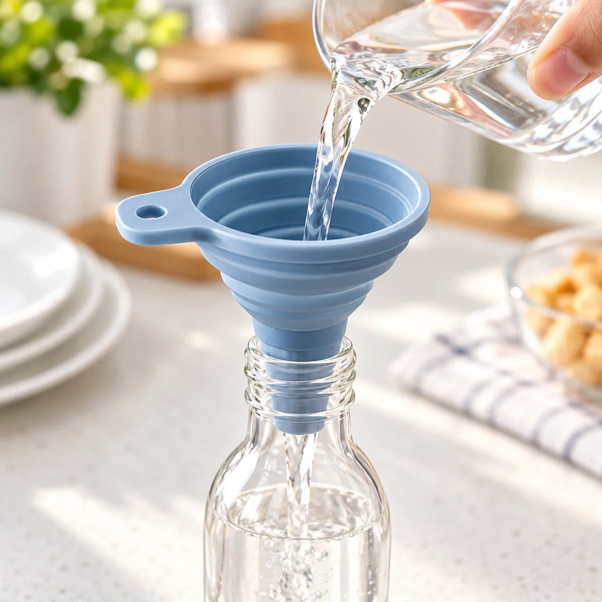 Liquid Dispenser Flexible Silicone Tapered Retractable