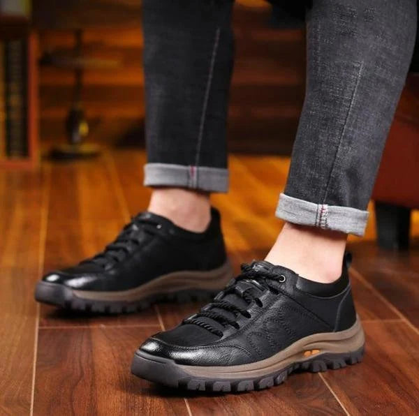 Men's Outdoor Shoes Cowhide Leather Slip-Resistant Rubber Sole