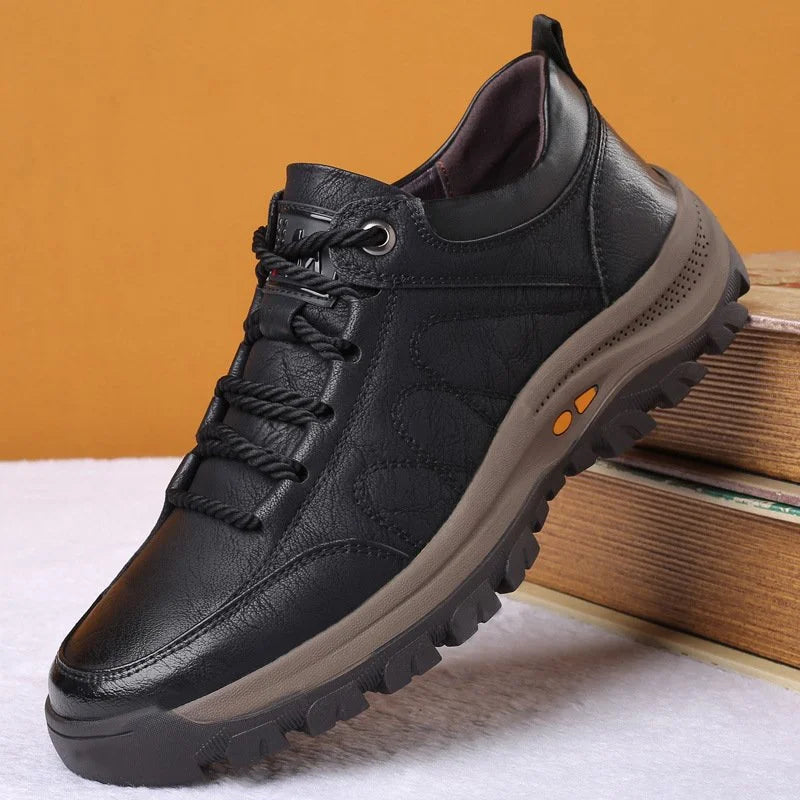 Men's Outdoor Shoes Cowhide Leather Slip-Resistant Rubber Sole