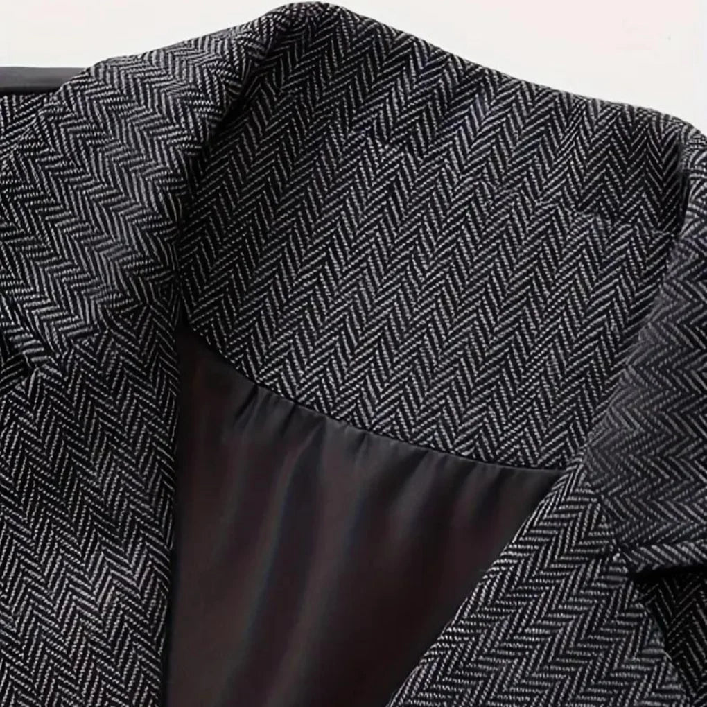 Men's Vest Tailored Fitted Lapels & Chain Detail
