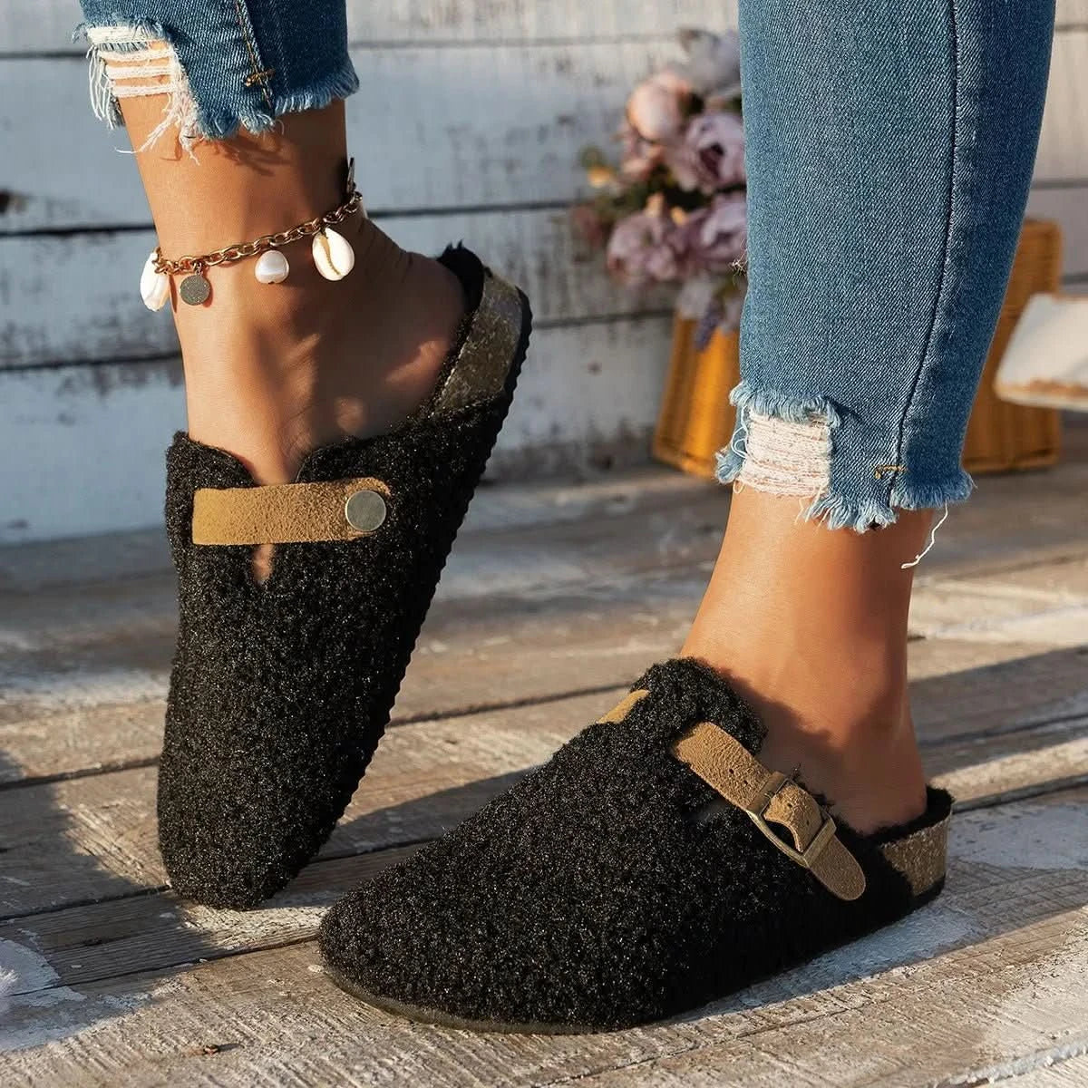 Mule Slippers Faux Shearling Suede-Look Upper & Rubber Outsole