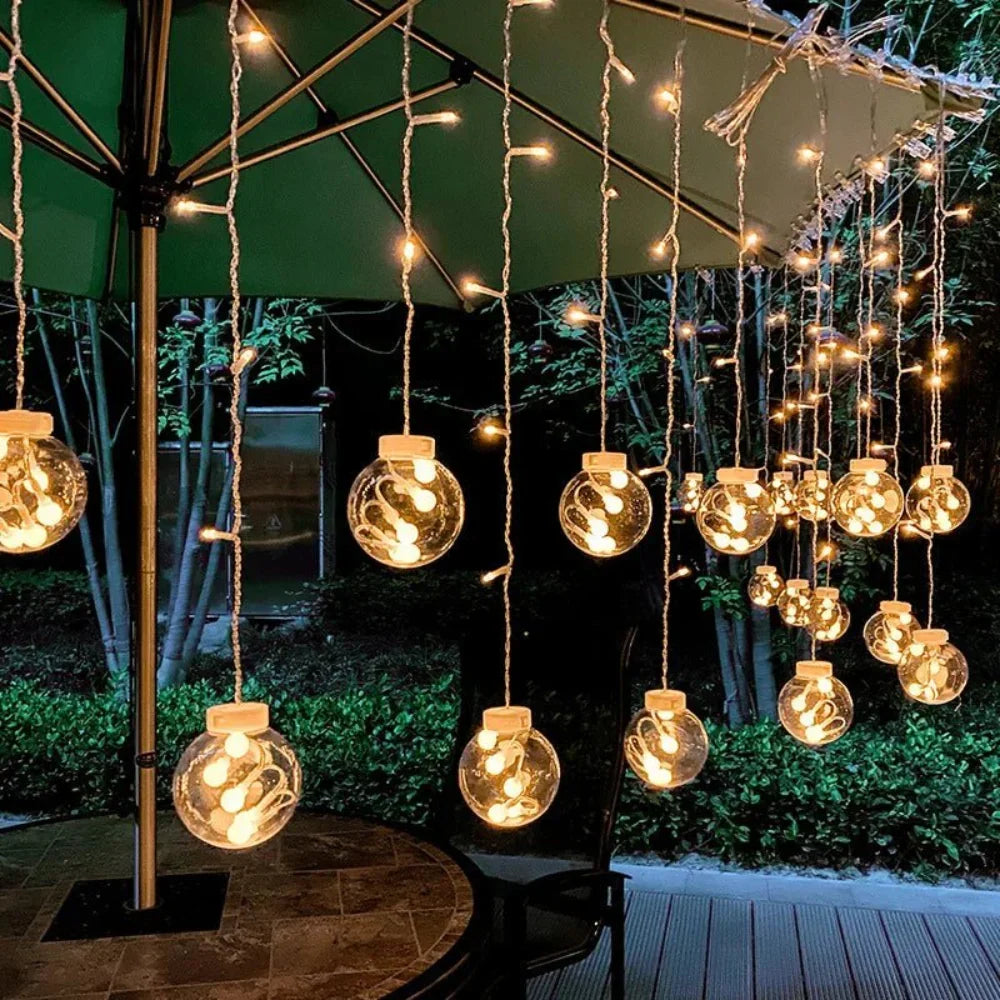 Outdoor String Lights Solar-Powered Dusk-to-Dawn IP67 Waterproof