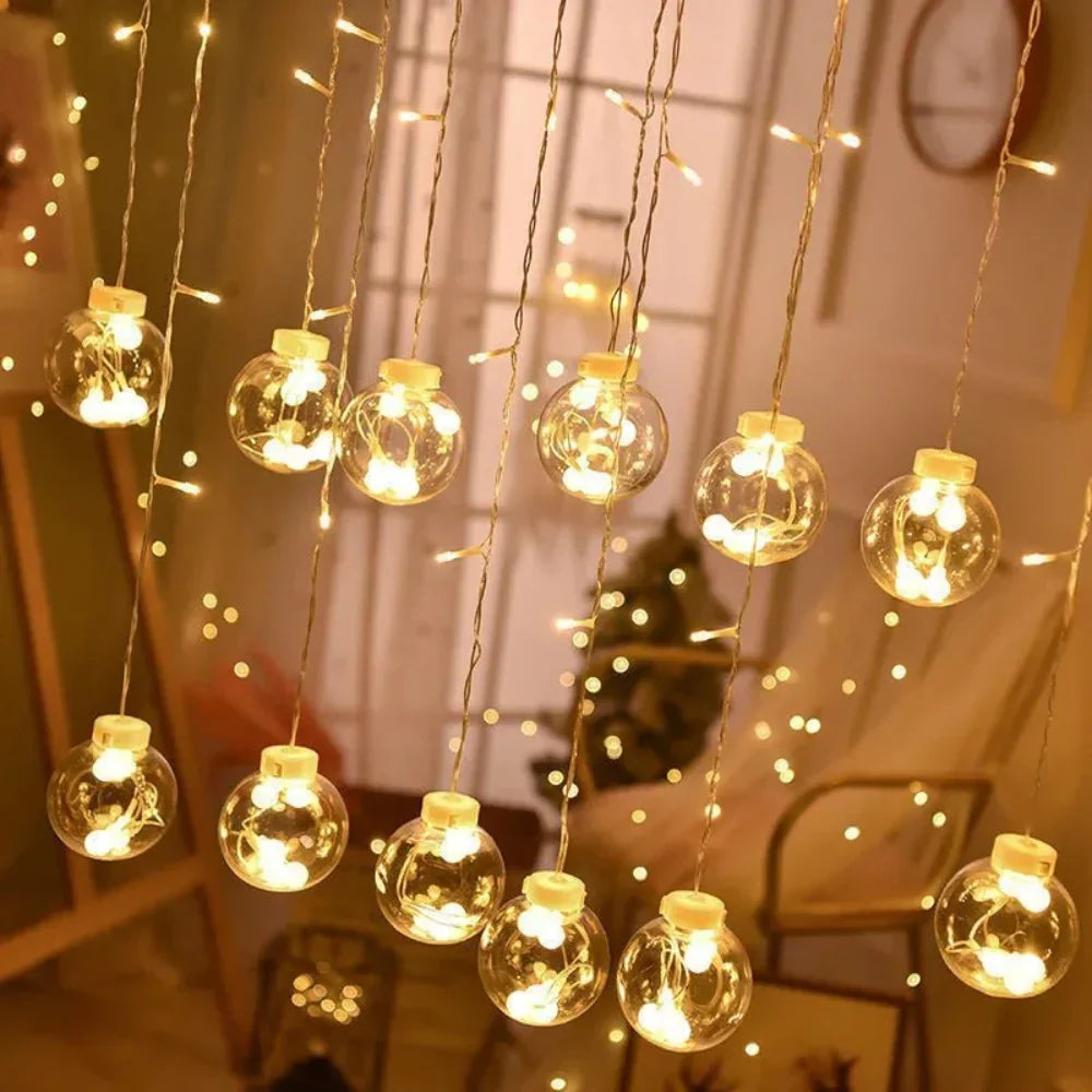 Outdoor String Lights Solar-Powered Dusk-to-Dawn IP67 Waterproof