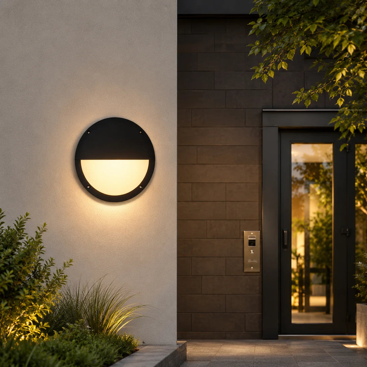 Outdoor Wall Light Warm White Integrated LED IP65 Waterproof