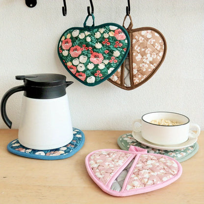 Pot Holder Set Heat Resistant Heart Shaped 2 Pieces