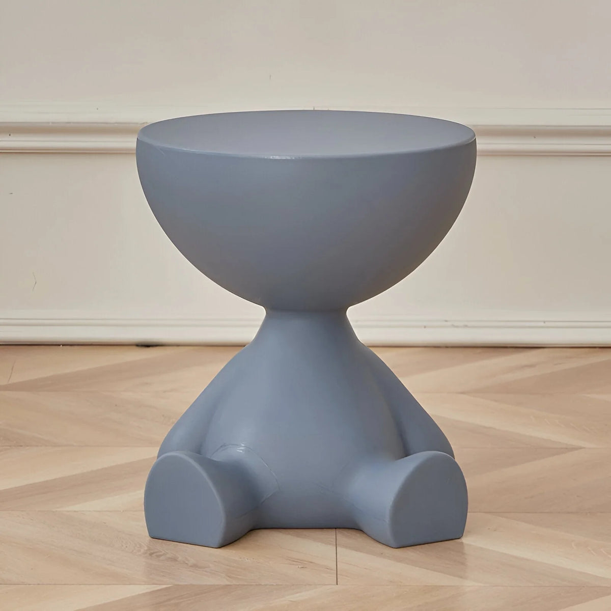 Round Accent Table Space-Saving Lightweight Plastic