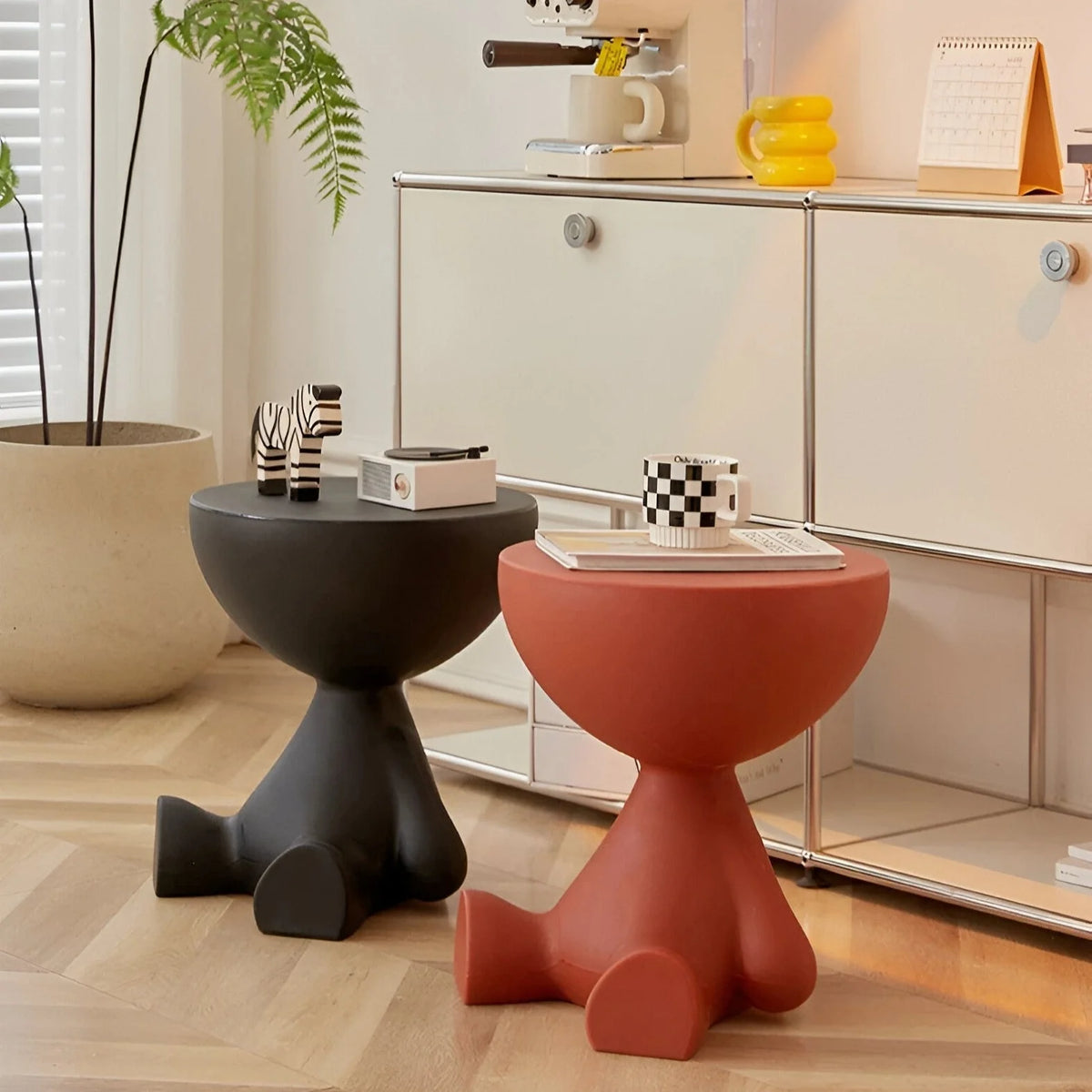 Round Accent Table Space-Saving Lightweight Plastic