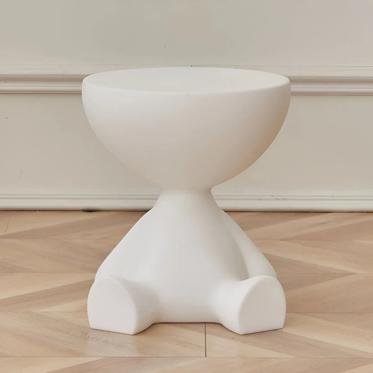 Round Coffee Table Lightweight Durable Plastic Compact Design