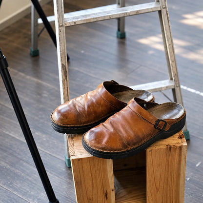 Slip-On Clogs Contoured Cushioning Breathable Upper & Shock-Absorbing Sole