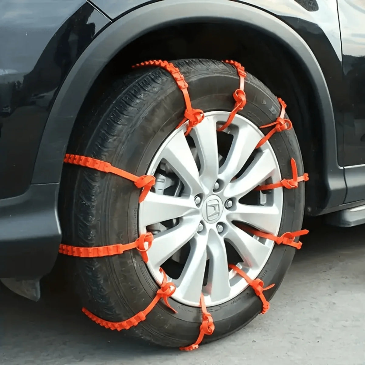 Snow Tire Bands Tool-Free Universal Fit 13-22 Inch