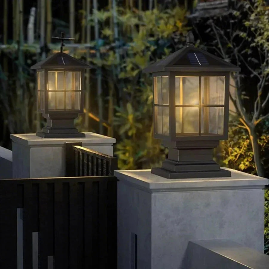 Solar Pillar Light IP65 Waterproof 3 Adjustable Color Temperatures