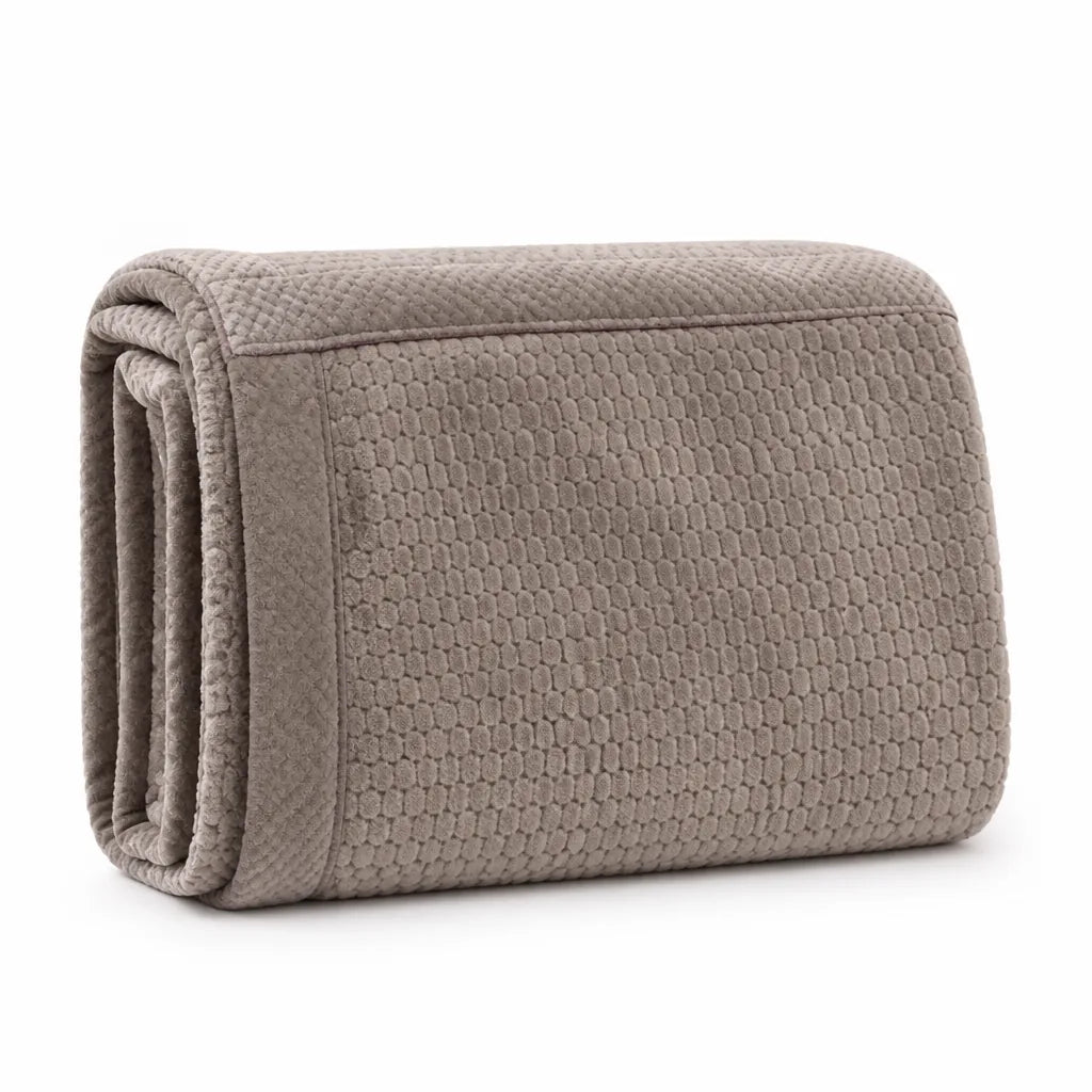 Throw Blanket Milk Velvet Jacquard 350 GSM