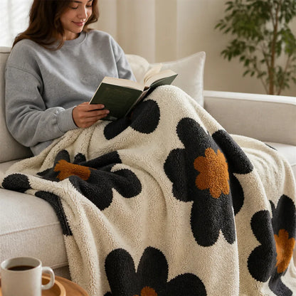 Throw Blanket Plush Polyester Floral Lightweight