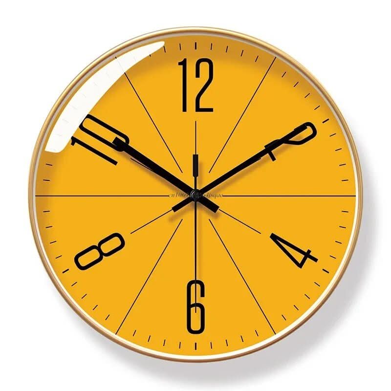 Wall Clock Silent Quartz Easy-To-Read Display