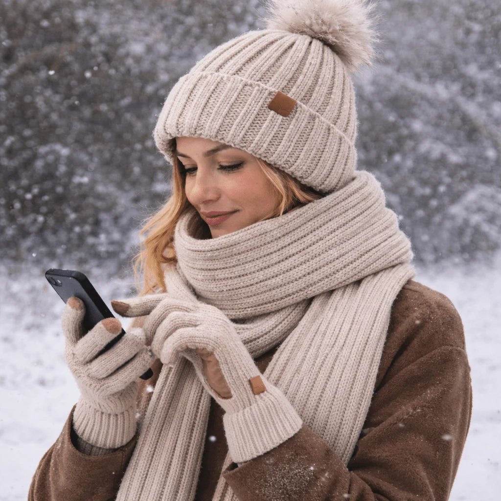 Winter Accessories Set Knitted Touchscreen Gloves 3-Piece